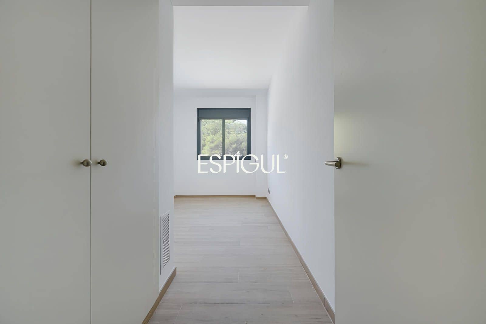 3 bedroom Flat for sale in Pals with pool garage - € 350,000 (Ref: 10016103)