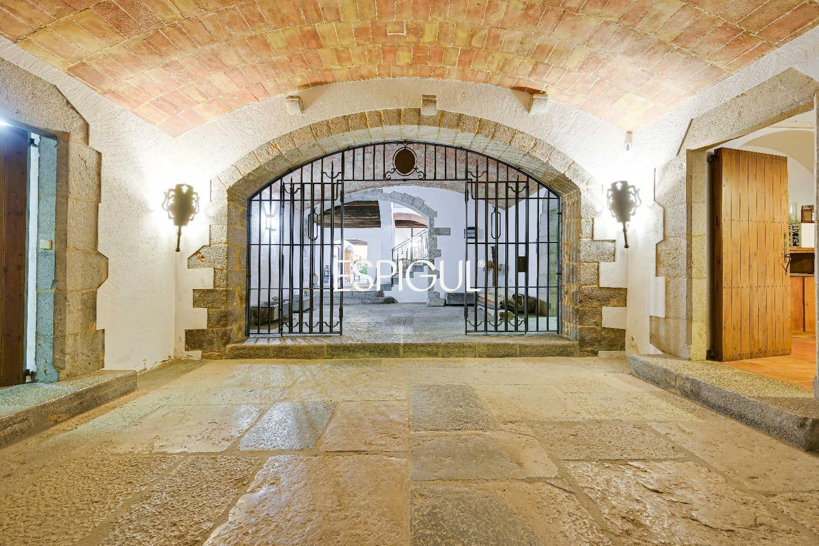 10 sypialnia Willa na sprzedaż w Torroella de Montgri z basenem garażem - 1 170 000 € (Ref: 10016106)