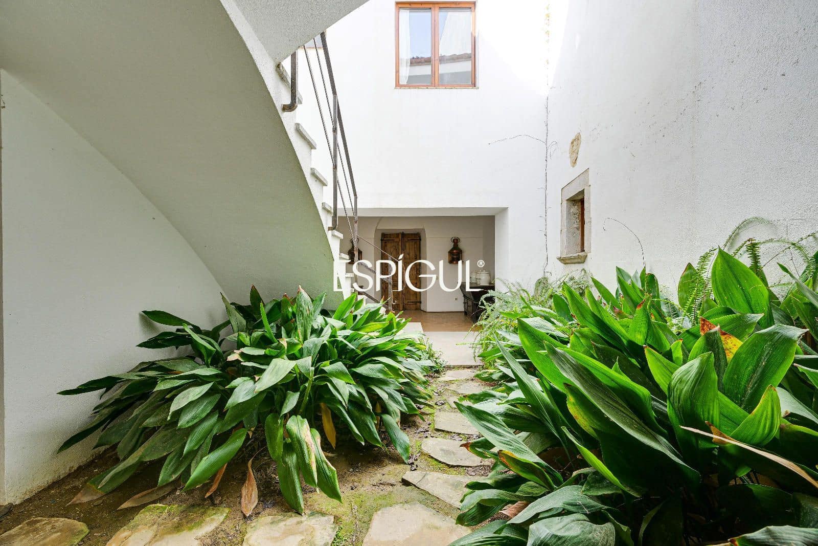 6 slaapkamer Villa te koop in Torroella de Montgri met garage - € 875.000 (Ref: 10016107)