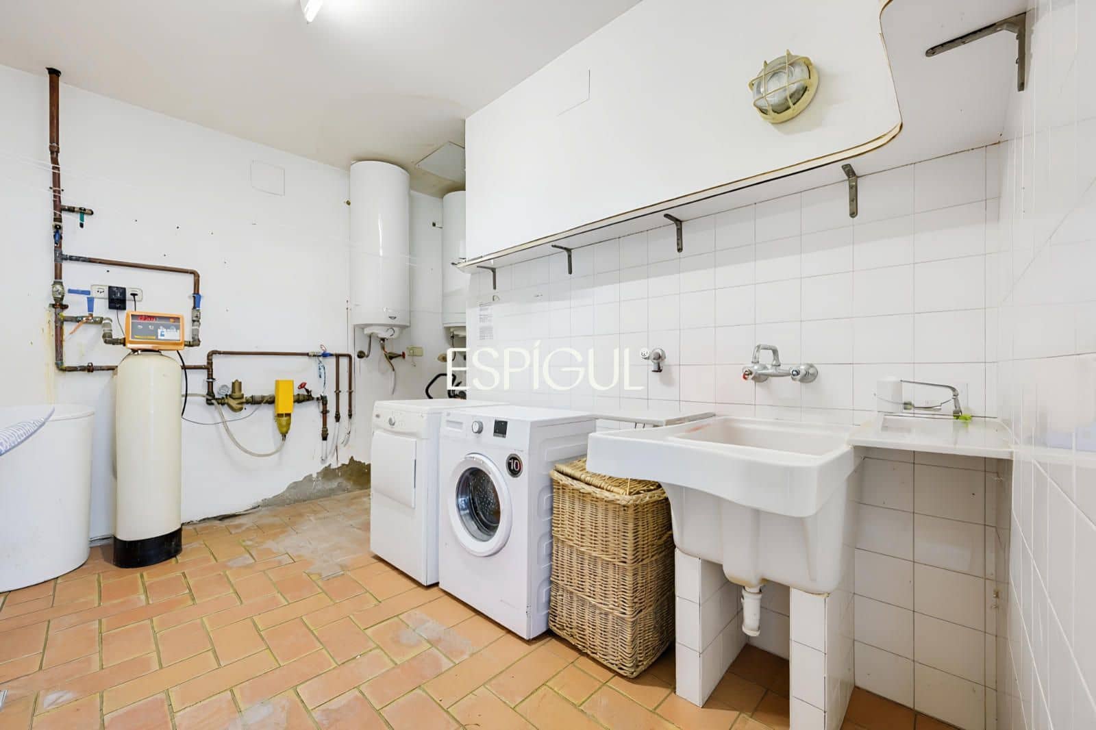 6 slaapkamer Villa te koop in Torroella de Montgri met garage - € 875.000 (Ref: 10016107)