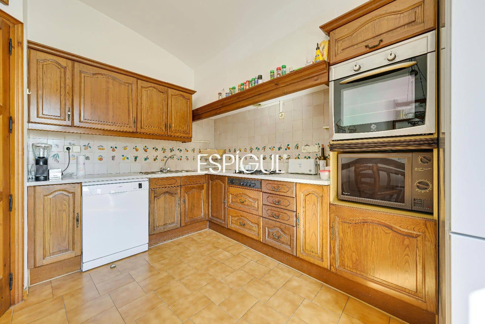 6 slaapkamer Villa te koop in Torroella de Montgri met garage - € 875.000 (Ref: 10016107)