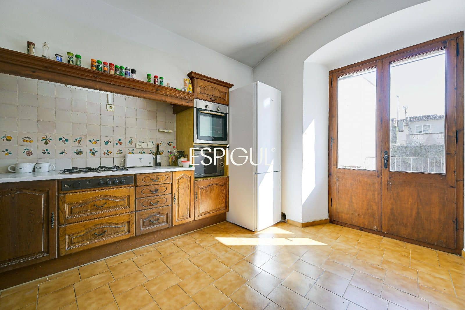 6 slaapkamer Villa te koop in Torroella de Montgri met garage - € 875.000 (Ref: 10016107)
