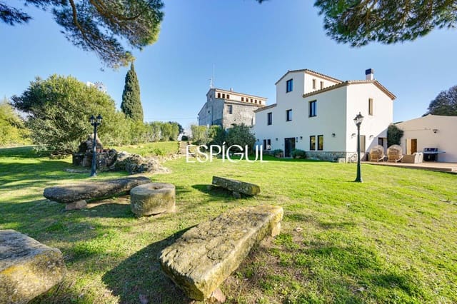 9 Zimmer Villa zu verkaufen in Santa Cristina d'Aro mit Pool - 6.950.000 € (Ref: 10016117)