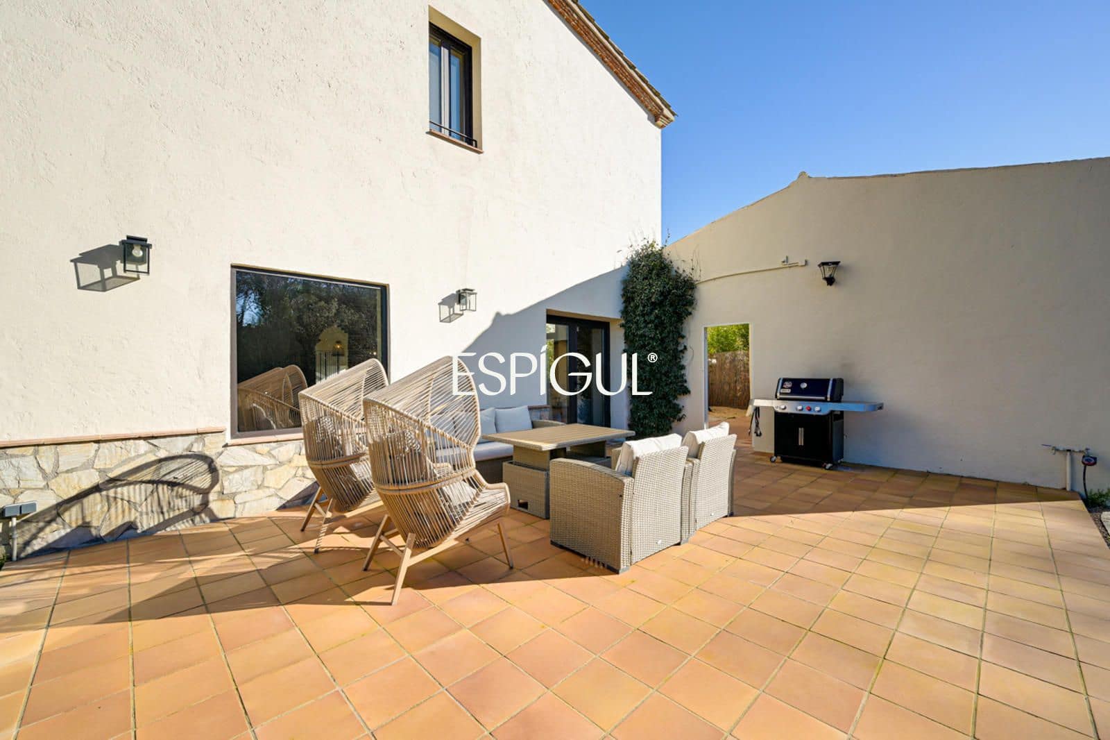 9 Zimmer Villa zu verkaufen in Santa Cristina d'Aro mit Pool - 6.950.000 € (Ref: 10016117)