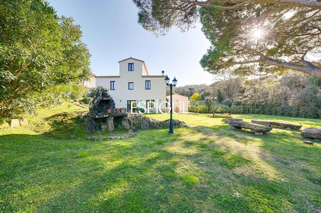 9 Zimmer Villa zu verkaufen in Santa Cristina d'Aro mit Pool - 6.950.000 € (Ref: 10016117)