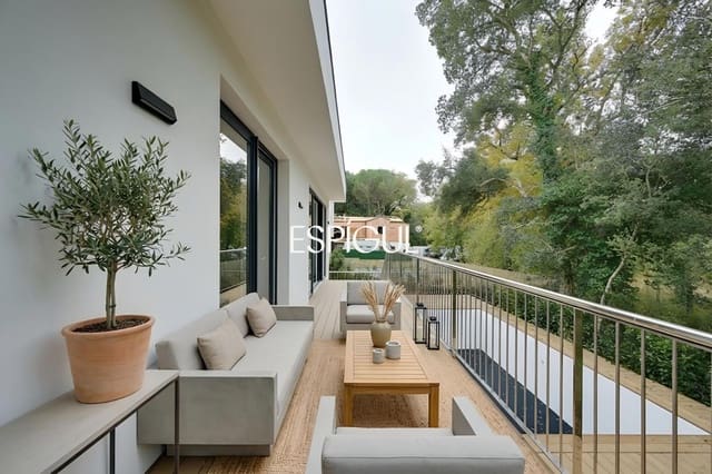 3 soveværelse Villa til salg i Llagostera med swimmingpool - € 425.000 (Ref: 10016119)