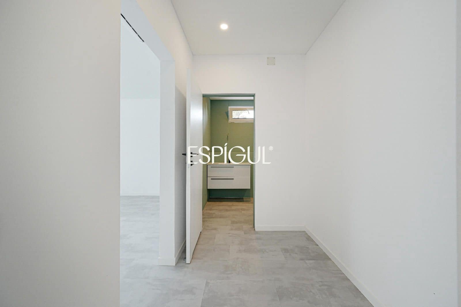 4 soveværelse Villa til salg i Llagostera med swimmingpool garage - € 435.000 (Ref: 10016120)