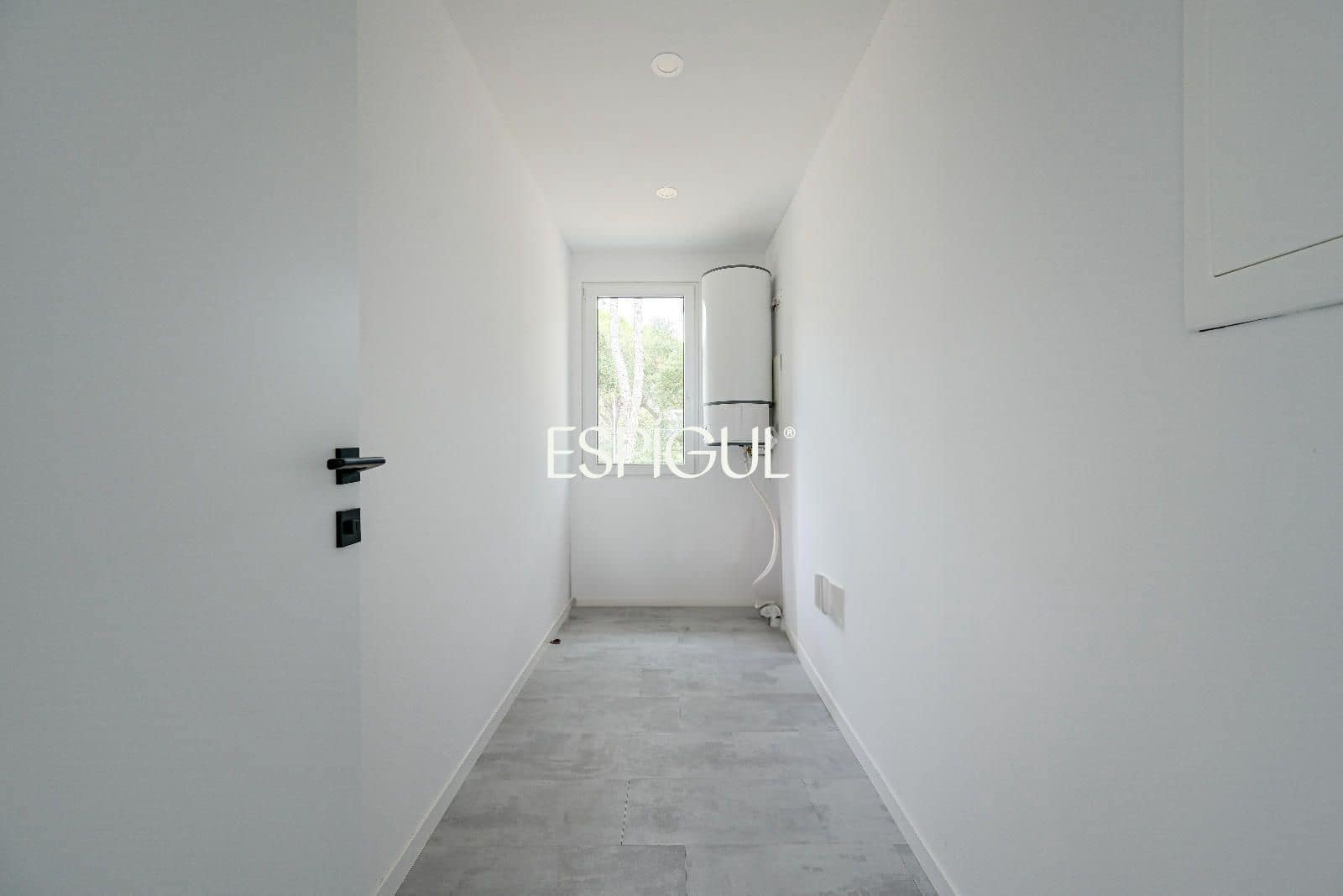 4 soveværelse Villa til salg i Llagostera med swimmingpool garage - € 435.000 (Ref: 10016120)