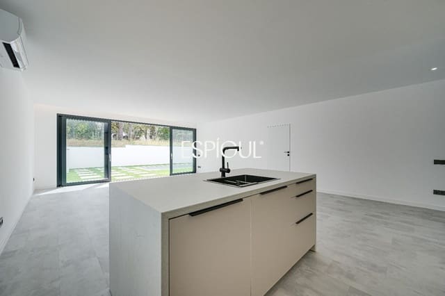 Chalet de 4 habitaciones en Llagostera en venta con piscina garaje - 435.000 € (Ref: 10016120)