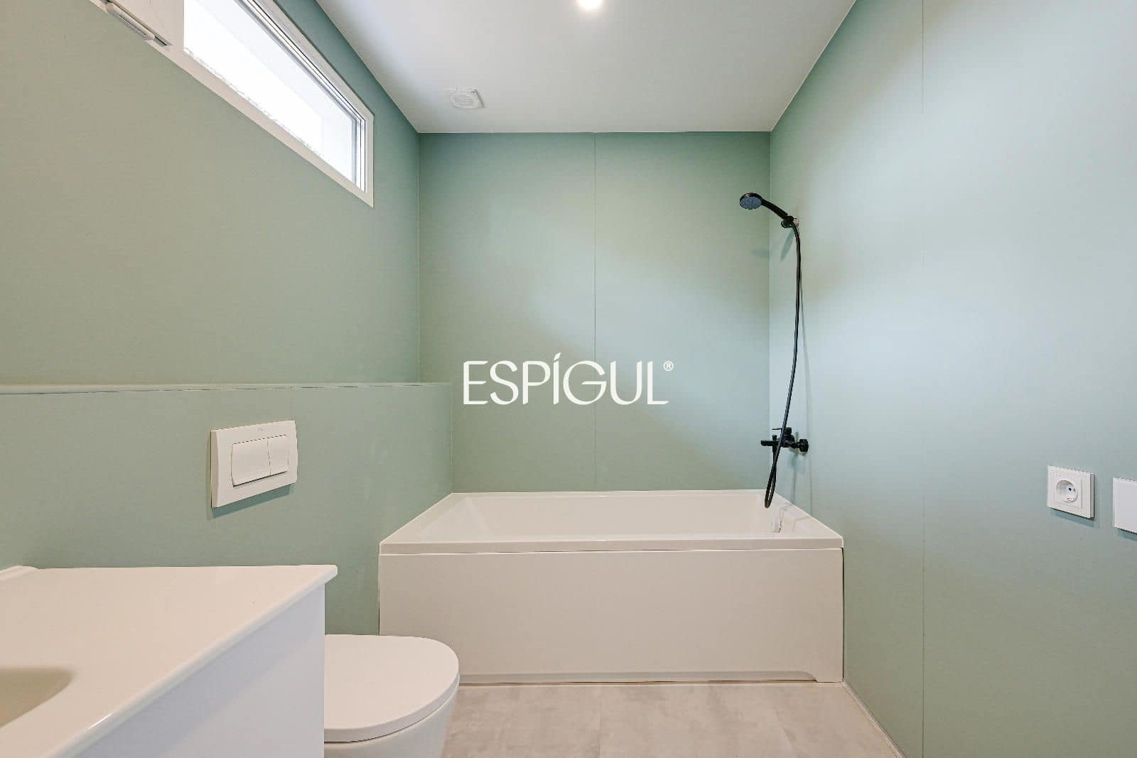 4 soveværelse Villa til salg i Llagostera med swimmingpool garage - € 435.000 (Ref: 10016120)