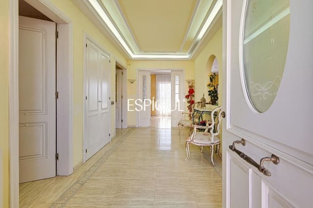 4 soverom Villa til salgs i La Bisbal d'Empordà med garasje - € 520 000 (Ref: 10024696)