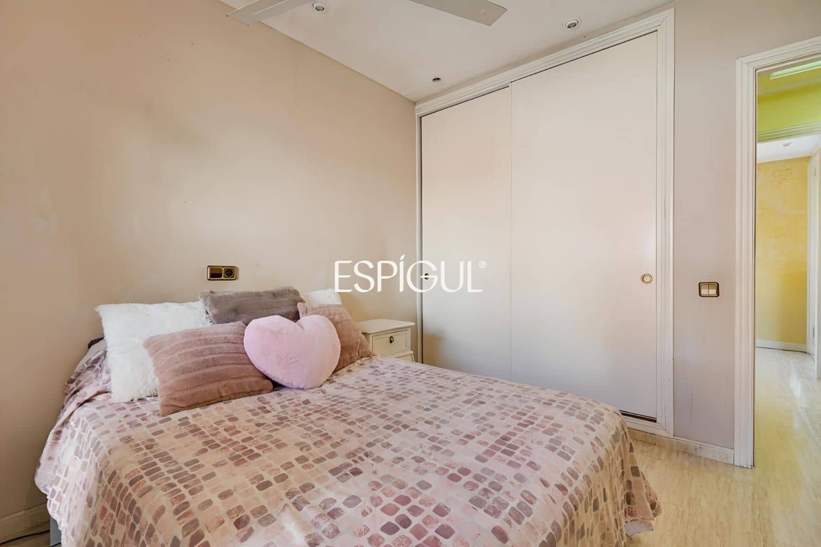 4 soveværelse Villa til salg i La Bisbal d'Emporda med garage - € 520.000 (Ref: 10024696)