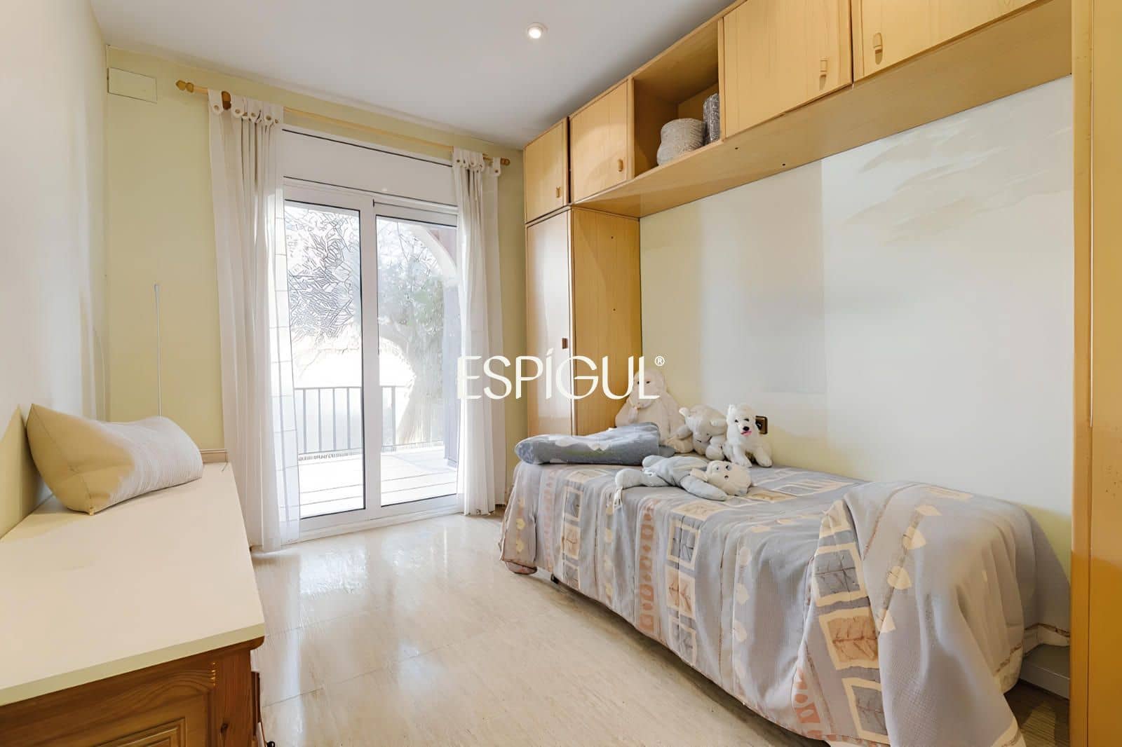 4 soveværelse Villa til salg i La Bisbal d'Emporda med garage - € 520.000 (Ref: 10024696)