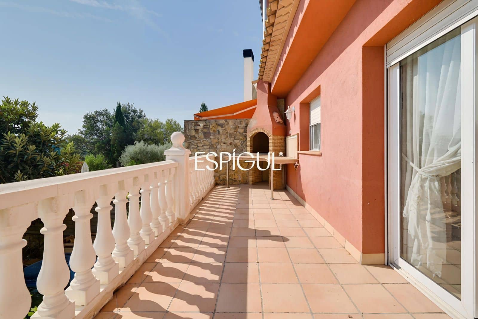 4 soveværelse Villa til salg i La Bisbal d'Emporda med garage - € 520.000 (Ref: 10024696)