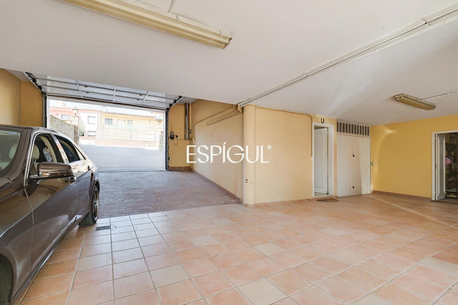 4 soveværelse Villa til salg i La Bisbal d'Emporda med garage - € 520.000 (Ref: 10024696)