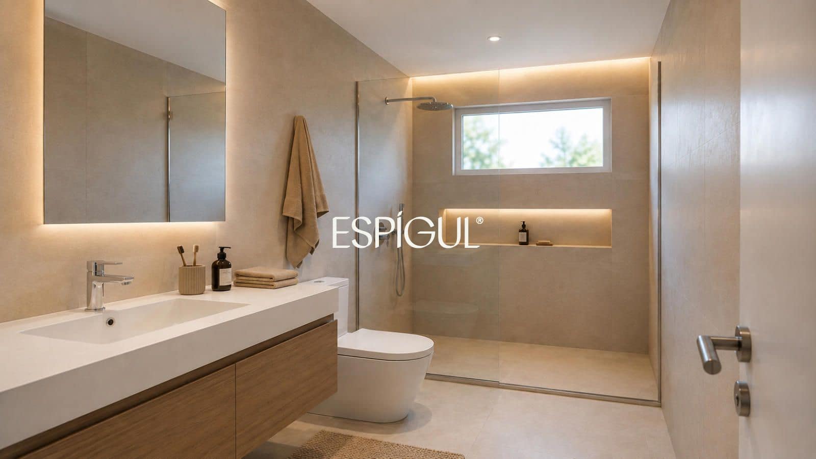 4 sypialnia Willa na sprzedaż w Sant Antoni de Calonge z basenem garażem - 875 000 € (Ref: 10041503)