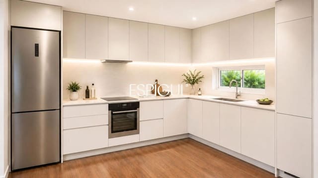 4 makuuhuone Huvila myytävänä paikassa Sant Antoni de Calonge, Calonge i Sant Antoni mukana uima-altaan 
autotalli - 875 000 € (Ref: 10041503)