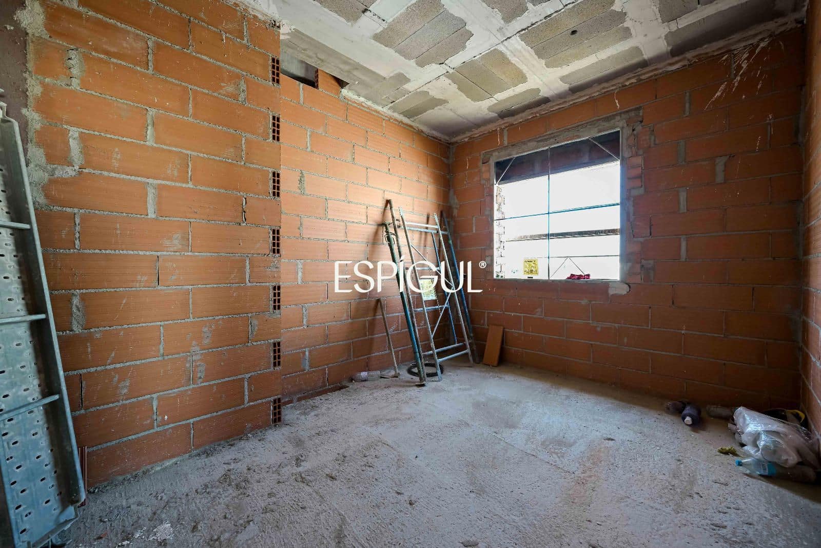 4 sypialnia Willa na sprzedaż w Sant Antoni de Calonge z basenem garażem - 875 000 € (Ref: 10041503)