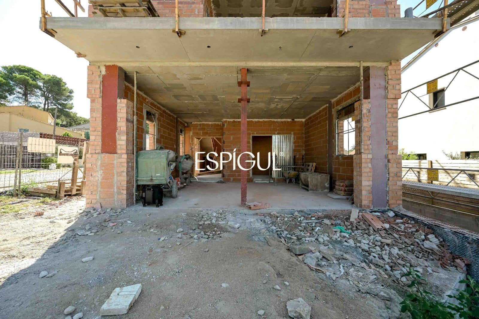 4 sypialnia Willa na sprzedaż w Sant Antoni de Calonge z basenem garażem - 875 000 € (Ref: 10041503)