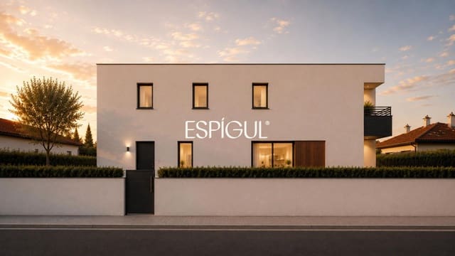 4 makuuhuone Huvila myytävänä paikassa Sant Antoni de Calonge, Calonge i Sant Antoni mukana uima-altaan 
autotalli - 875 000 € (Ref: 10041503)