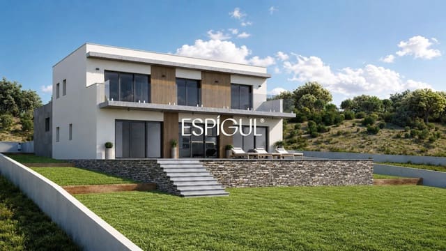 4 camera da letto Villa in vendita in Santa Cristina d'Aro con piscina garage - 1.550.000 € (Rif: 10045765)