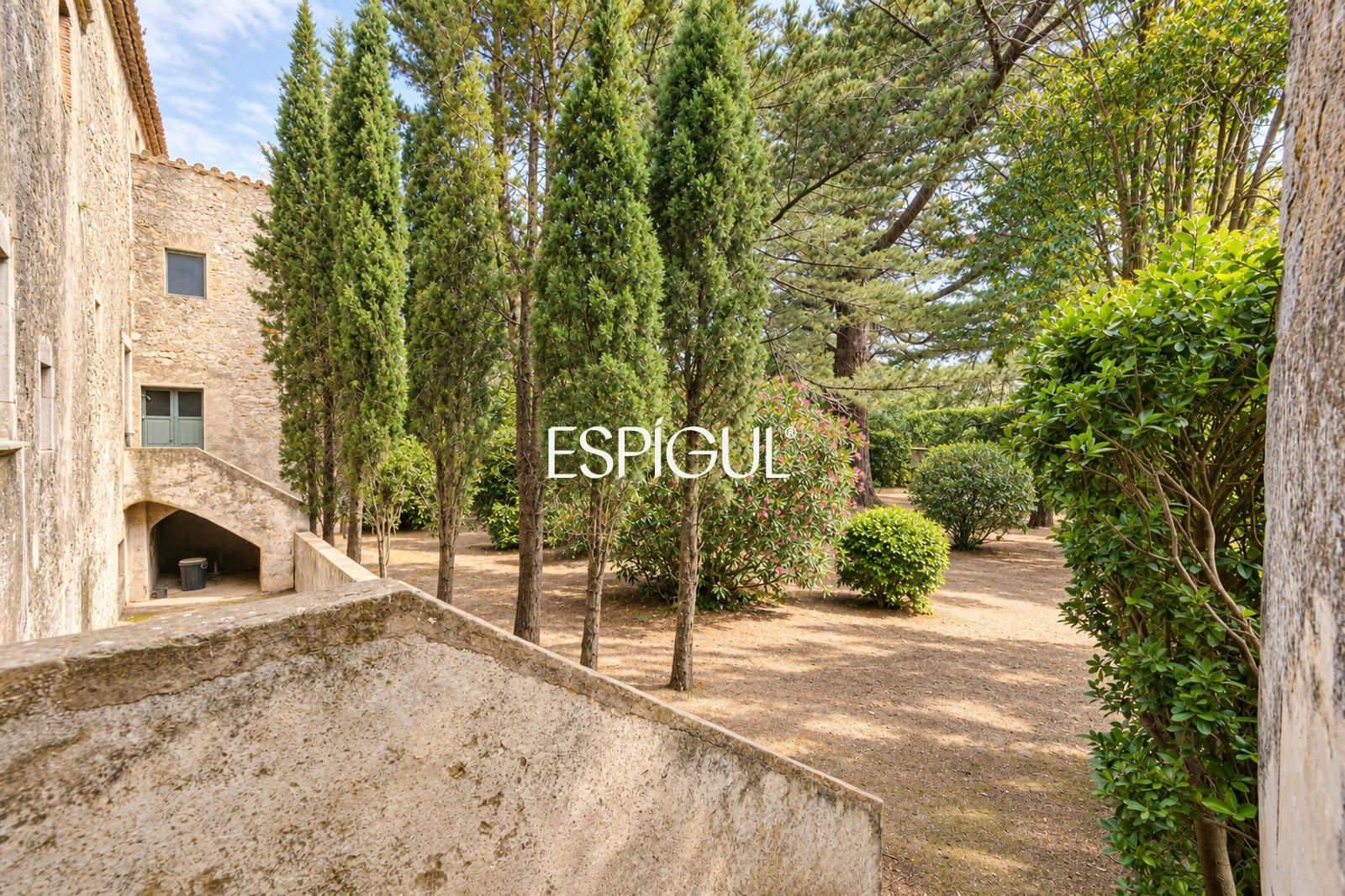 12 slaapkamer Villa te koop in Torroella de Montgri met garage - € 2.650.000 (Ref: 10070206)