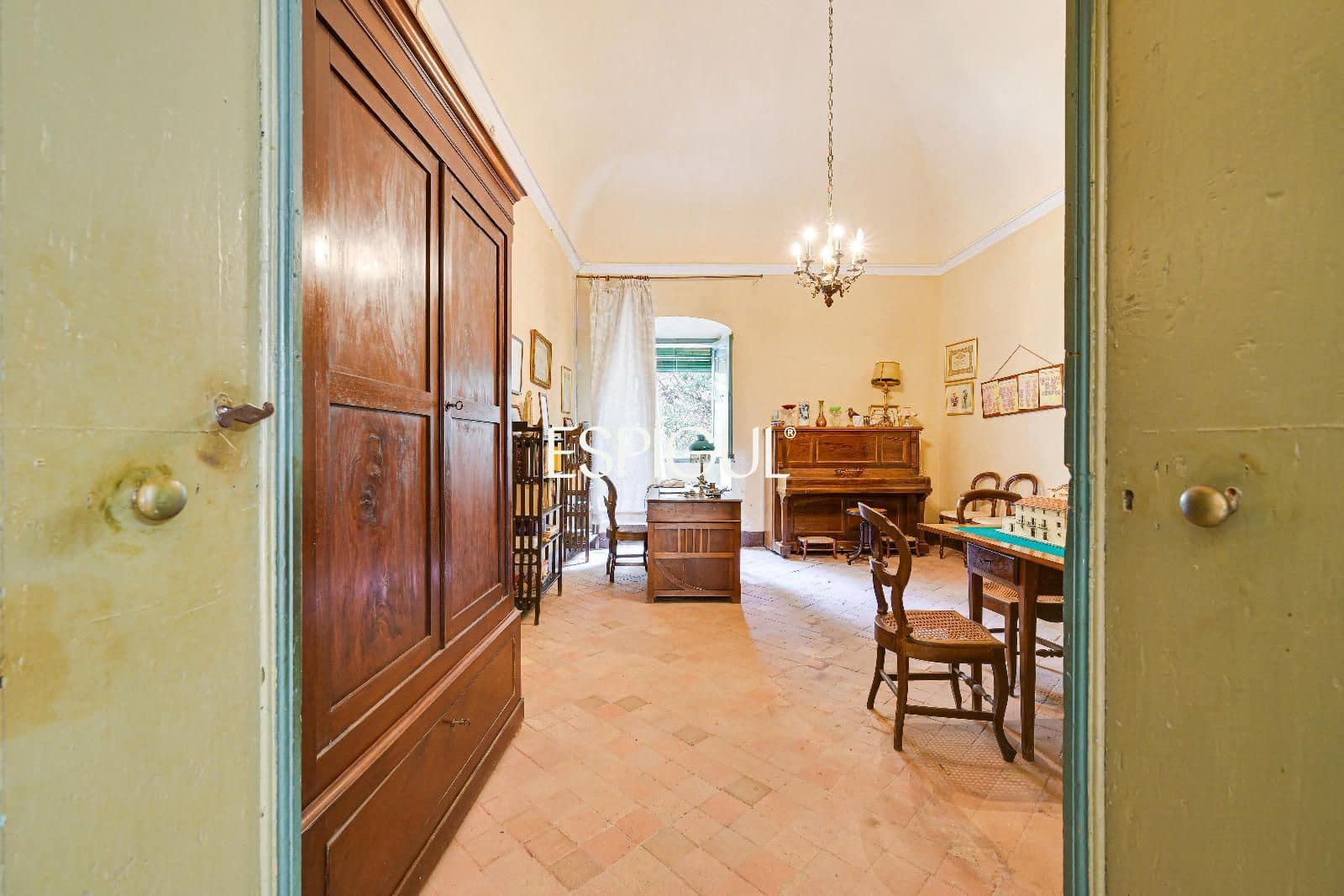12 slaapkamer Villa te koop in Torroella de Montgri met garage - € 2.650.000 (Ref: 10070206)