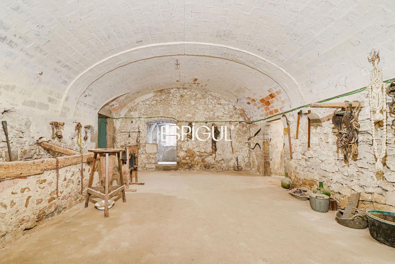 12 slaapkamer Villa te koop in Torroella de Montgri met garage - € 2.650.000 (Ref: 10070206)