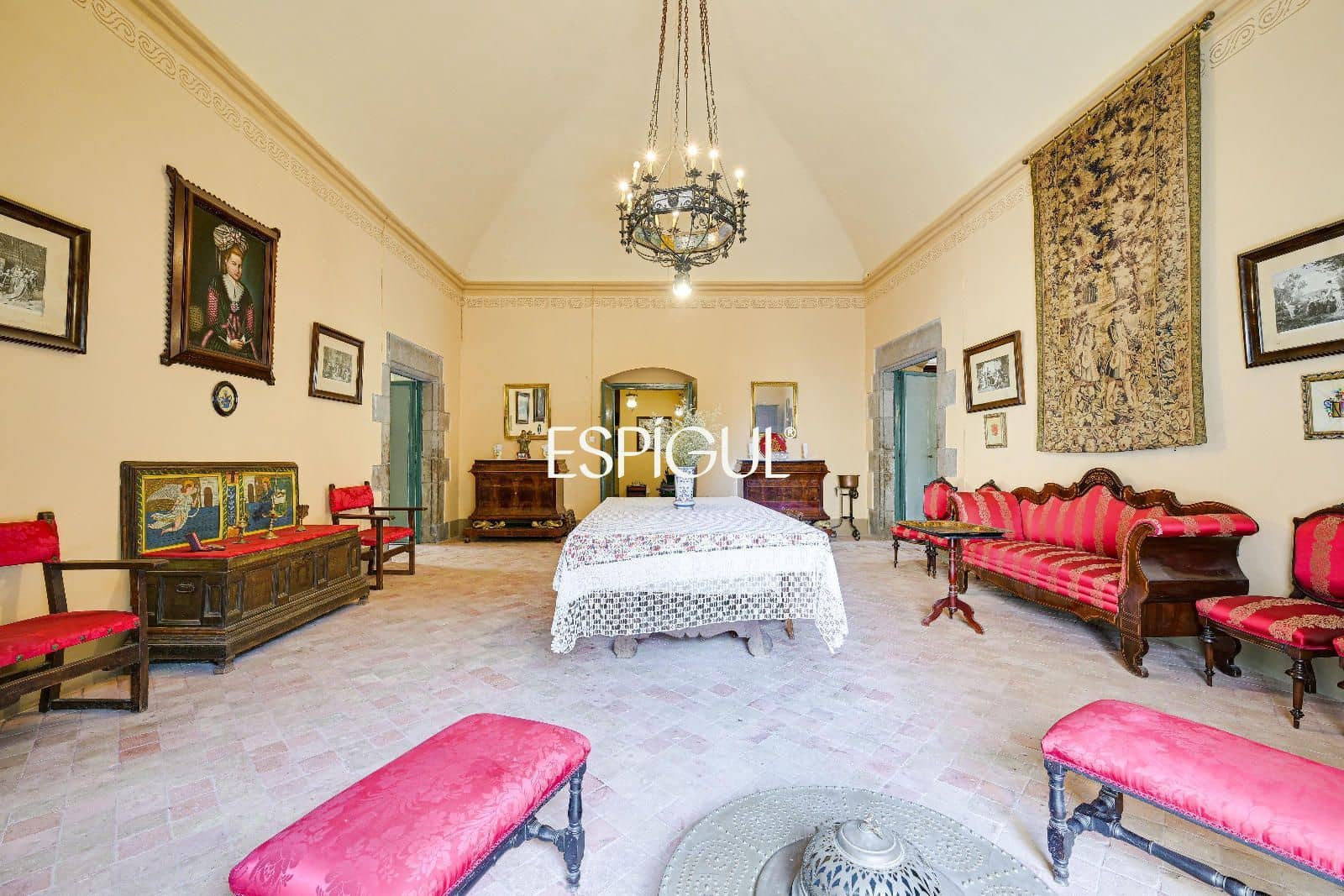 12 slaapkamer Villa te koop in Torroella de Montgri met garage - € 2.650.000 (Ref: 10070206)