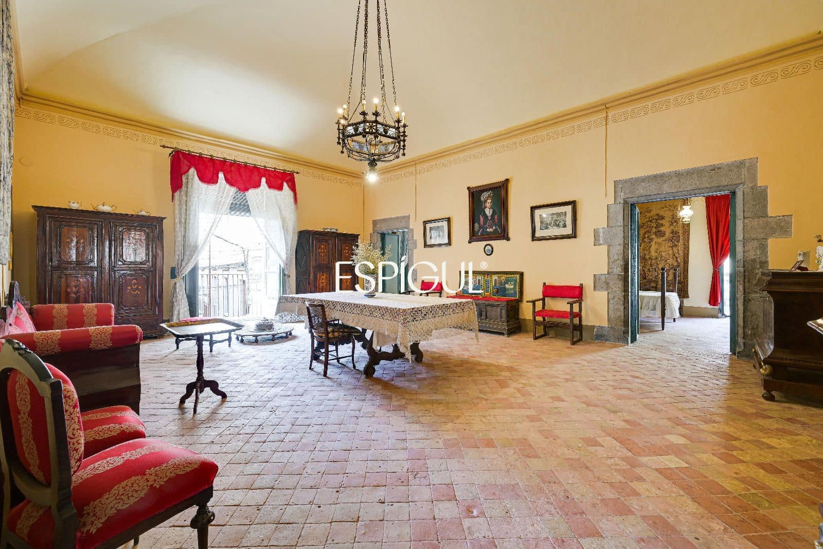 12 slaapkamer Villa te koop in Torroella de Montgri met garage - € 2.650.000 (Ref: 10070206)