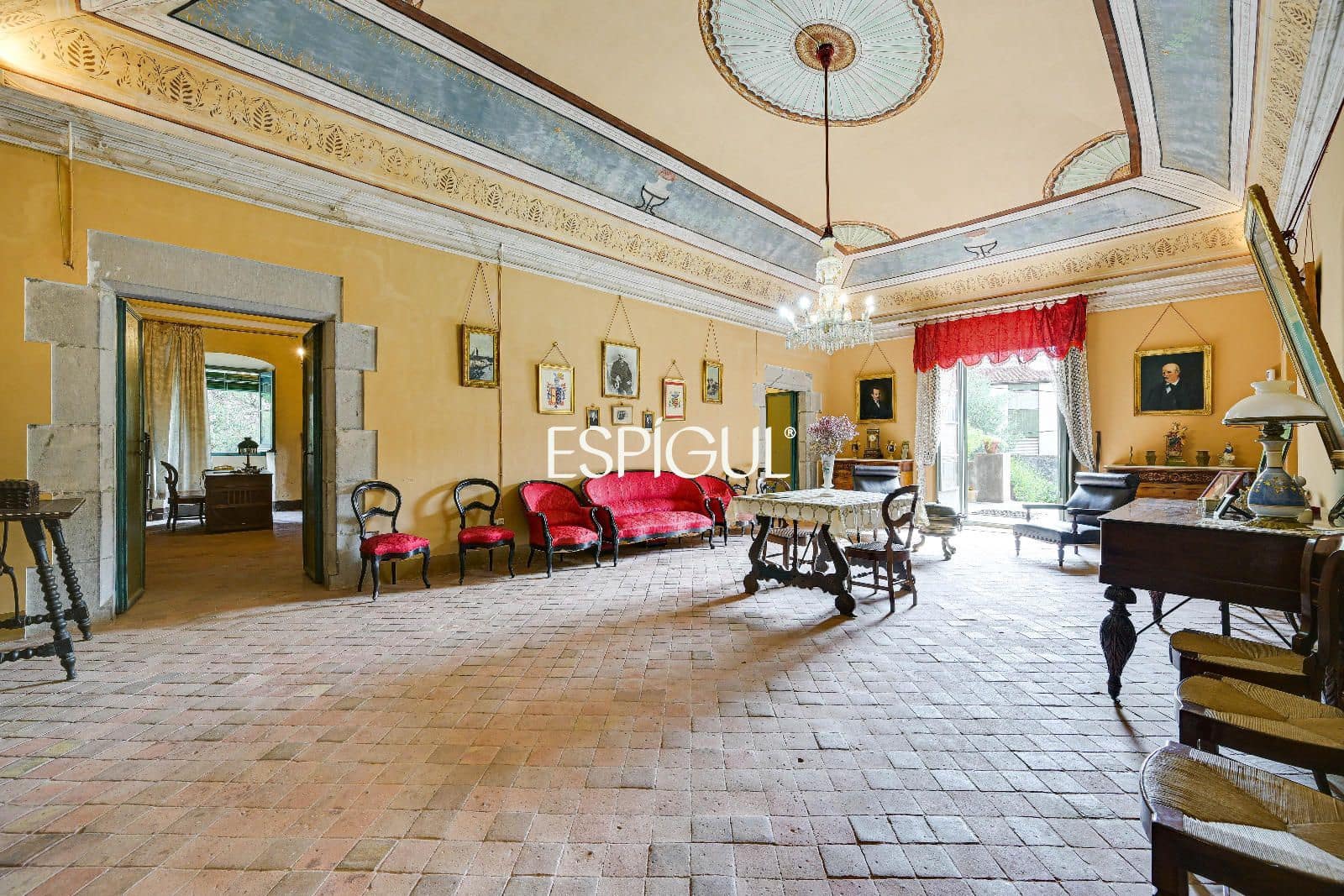 12 slaapkamer Villa te koop in Torroella de Montgri met garage - € 2.650.000 (Ref: 10070206)