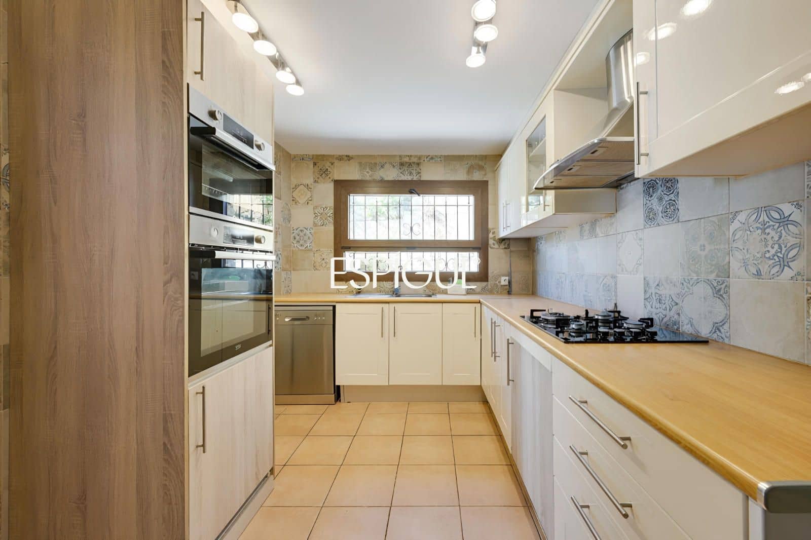 4 slaapkamer Villa te koop in Calonge i Sant Antoni met zwembad garage - € 695.000 (Ref: 10085038)