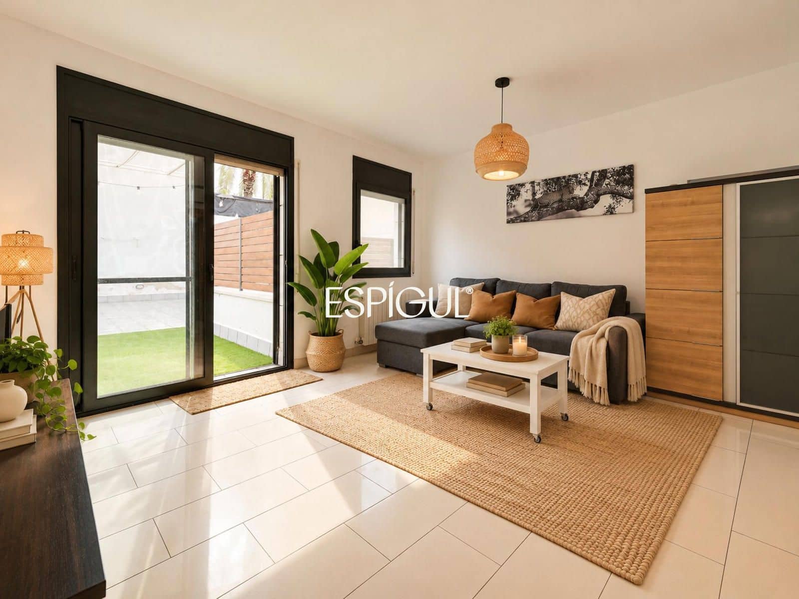 3 soveværelse Byhus til salg i La Bisbal d'Emporda med garage - € 330.000 (Ref: 10108698)