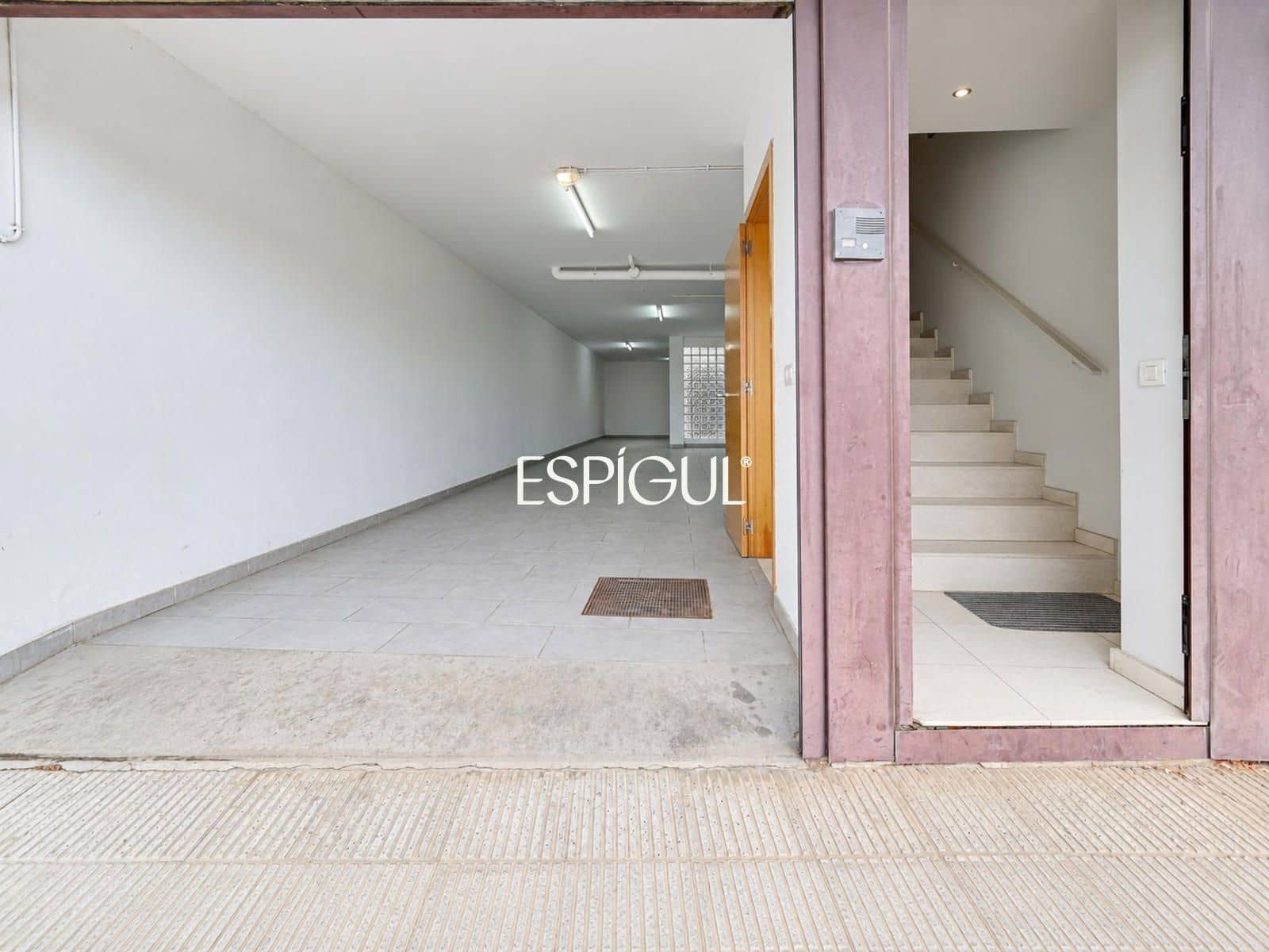 3 soveværelse Byhus til salg i La Bisbal d'Emporda med garage - € 330.000 (Ref: 10108698)