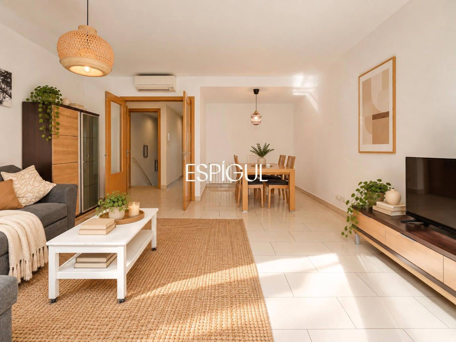3 soveværelse Byhus til salg i La Bisbal d'Emporda med garage - € 330.000 (Ref: 10108698)