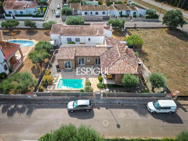 3 quarto Moradia para venda em Ventalló com piscina - 595 000 € (Ref: 10118561)