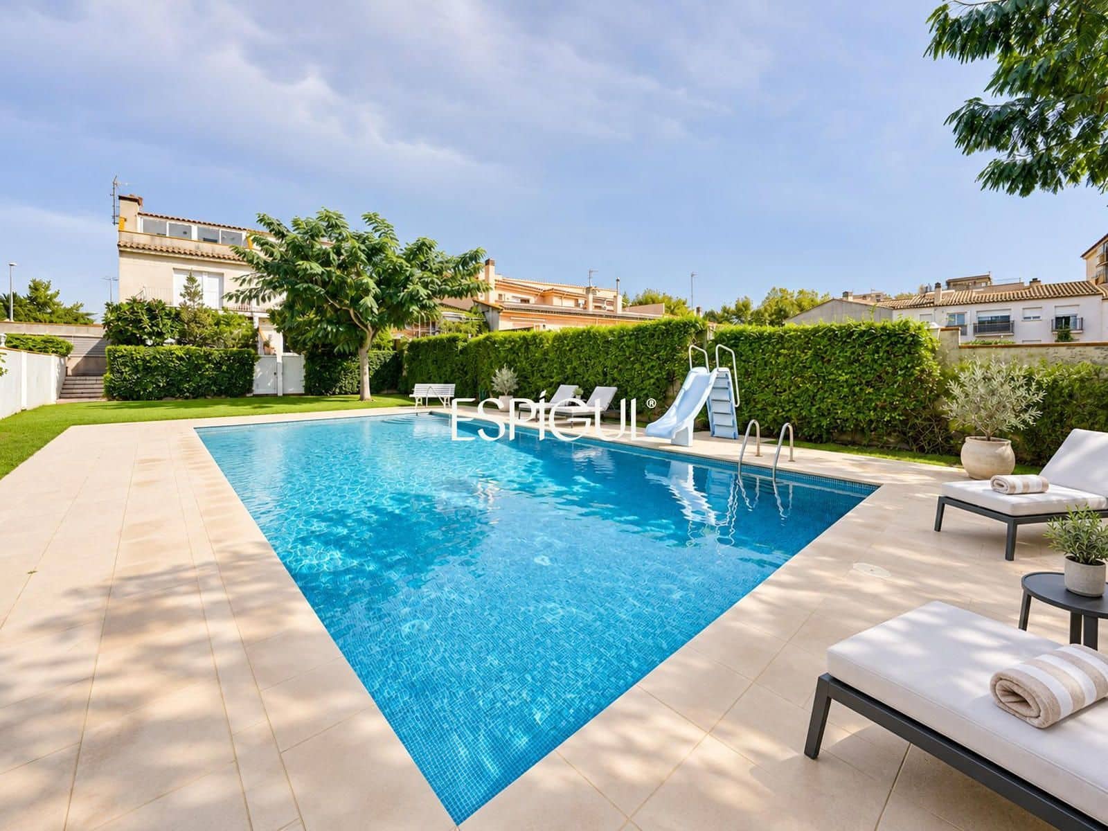 5 sypialnia Dom na sprzedaż w Palafrugell z basenem garażem - 499 000 € (Ref: 10158703)
