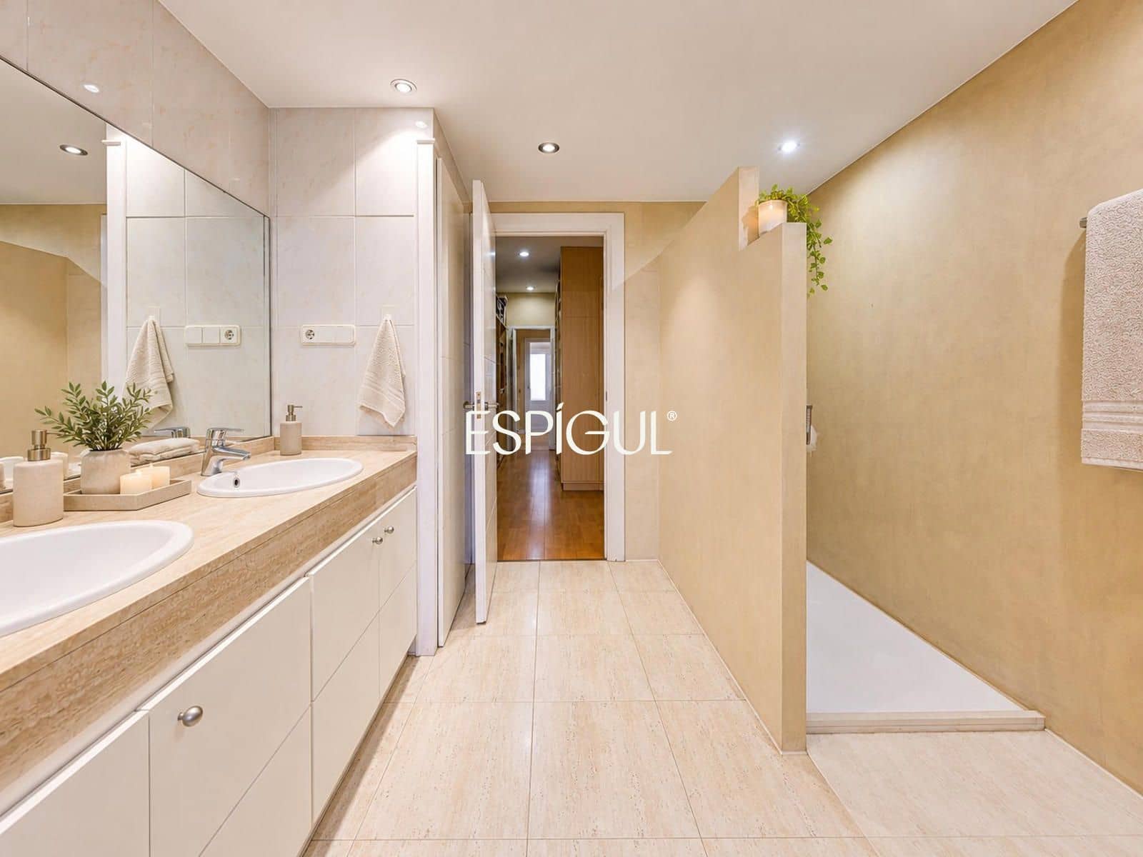 5 sypialnia Dom na sprzedaż w Palafrugell z basenem garażem - 499 000 € (Ref: 10158703)