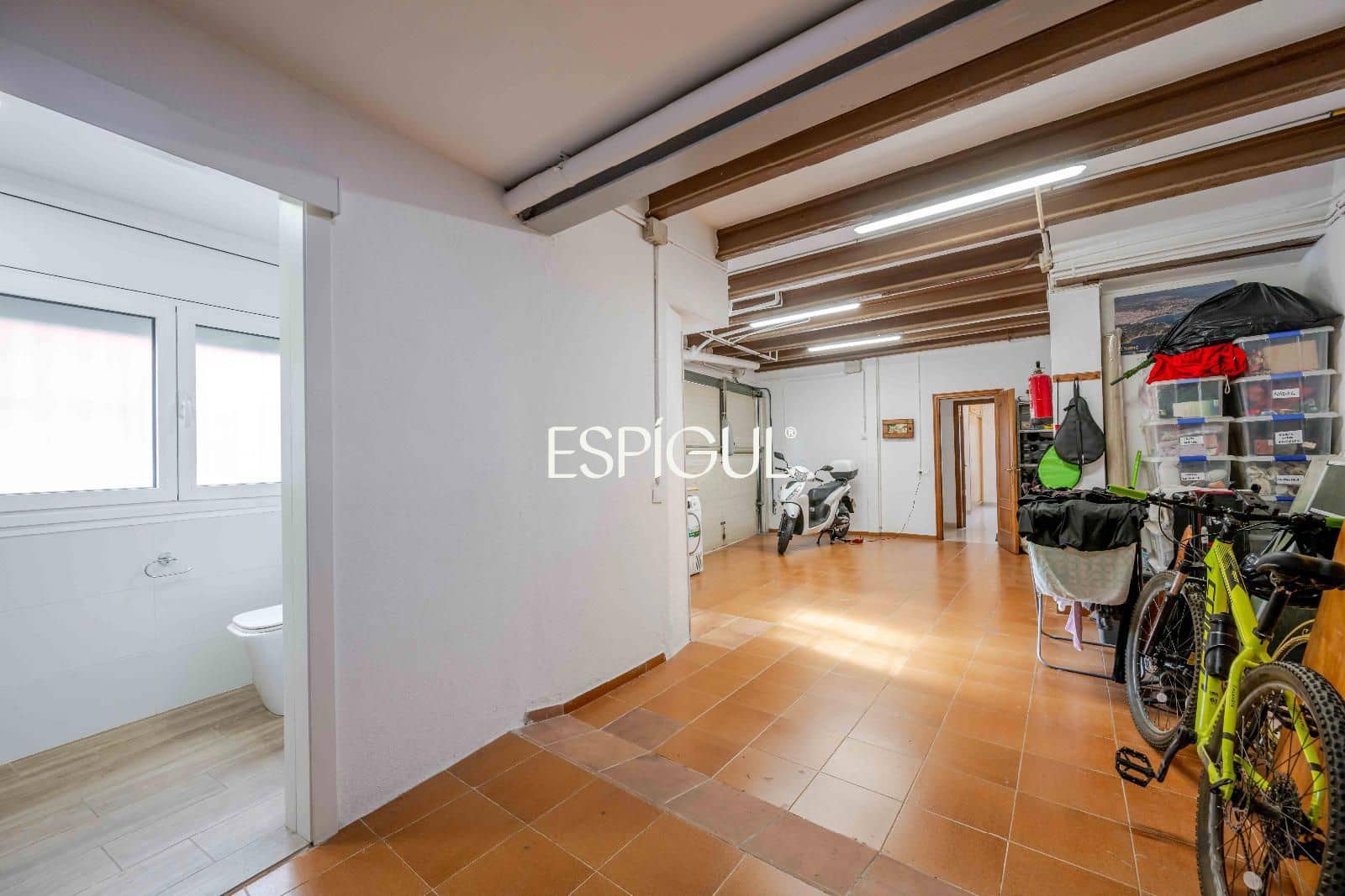 4 soveværelse Byhus til salg i Sant Feliu de Guixols med garage - € 450.000 (Ref: 10170445)