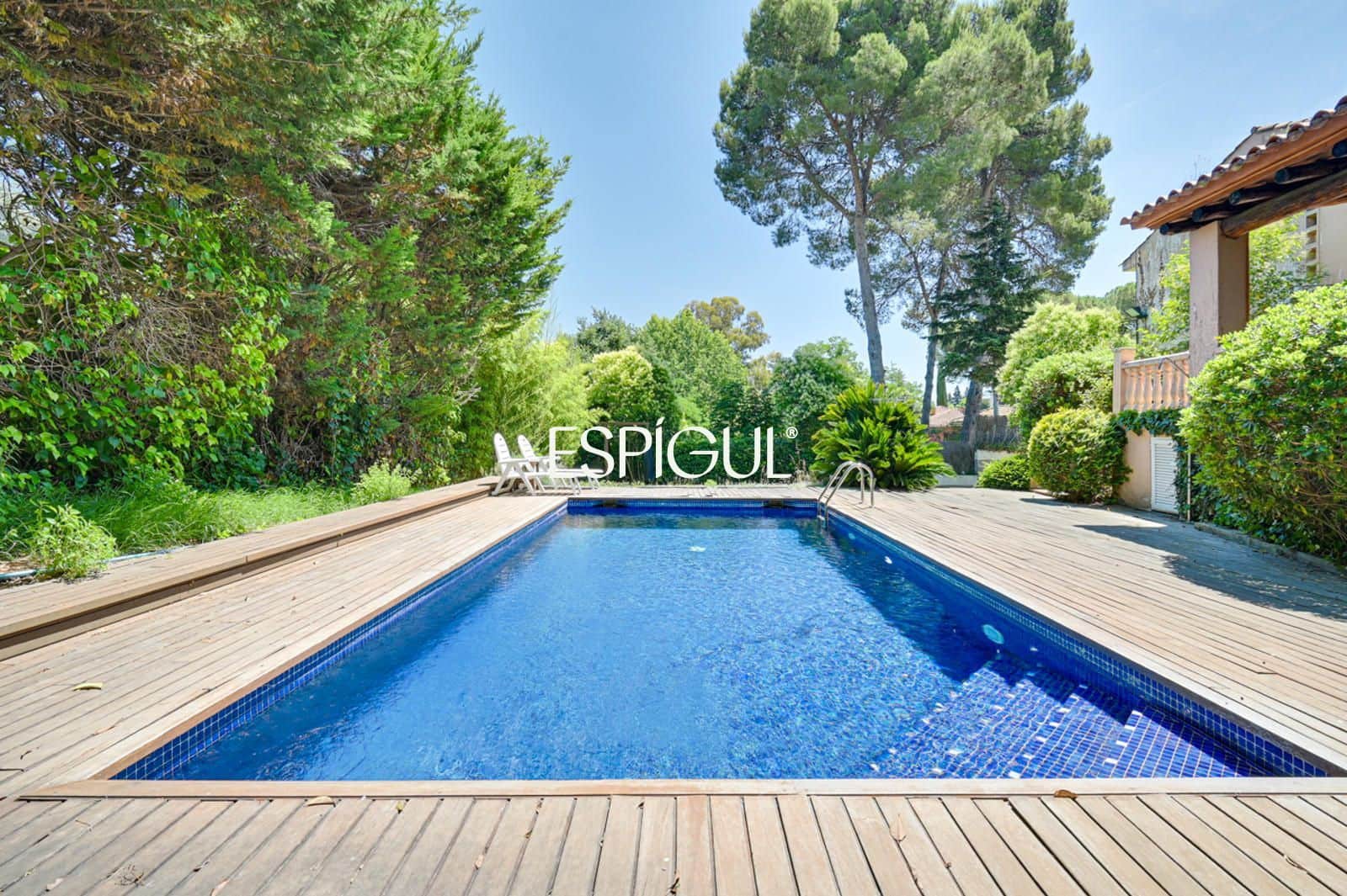 5 bedroom Villa for sale in Bellaterra with pool garage - € 1,050,000 (Ref: 10016123)