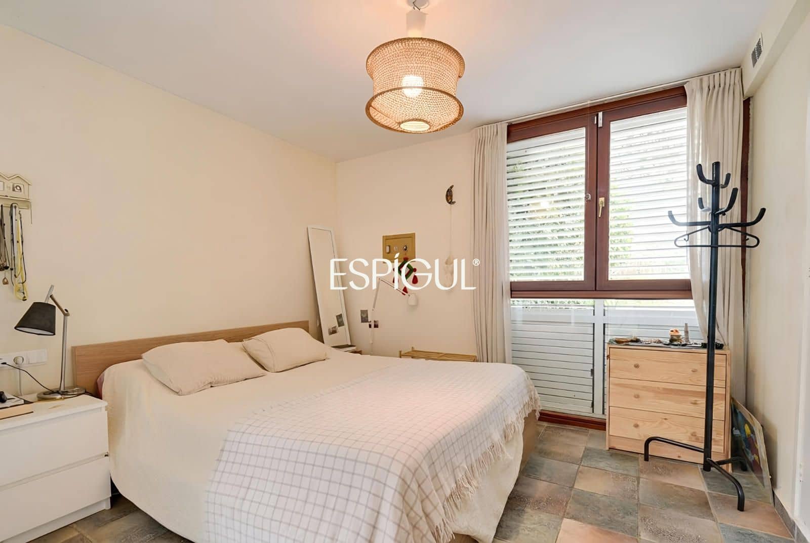5 bedroom Villa for sale in Bellaterra with pool garage - € 1,050,000 (Ref: 10016123)