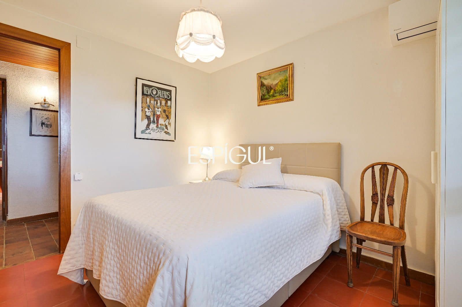 5 bedroom Villa for sale in Bellaterra with pool garage - € 1,050,000 (Ref: 10016123)