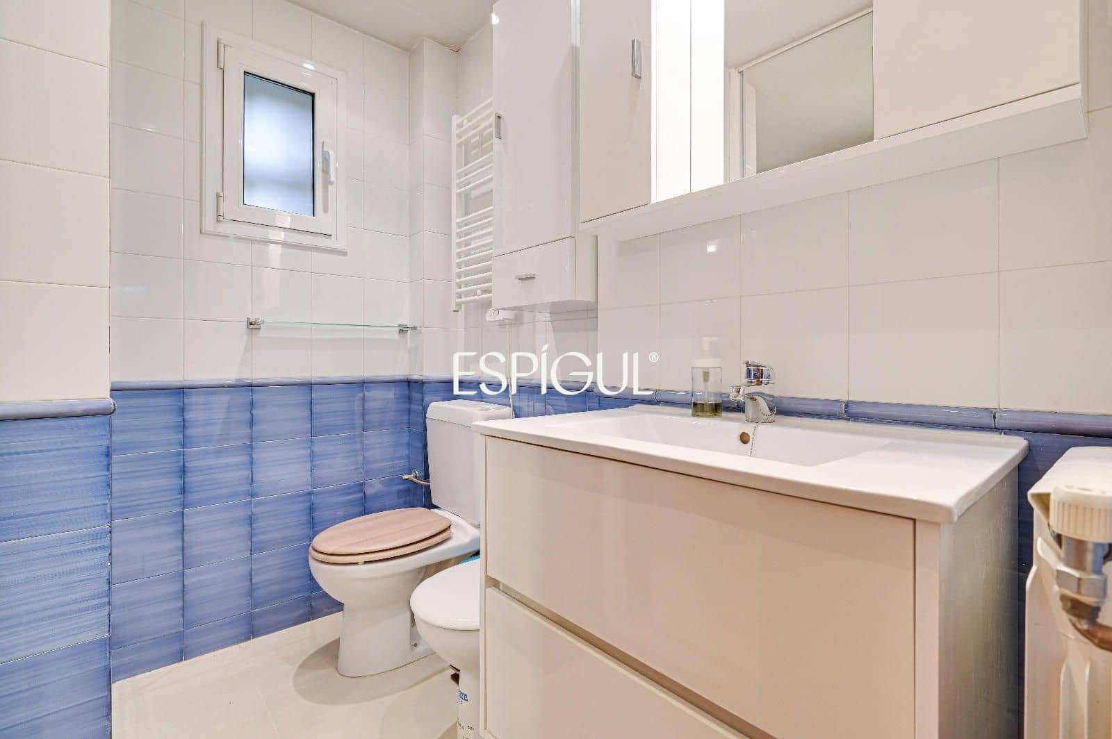 5 bedroom Villa for sale in Bellaterra with pool garage - € 1,050,000 (Ref: 10016123)