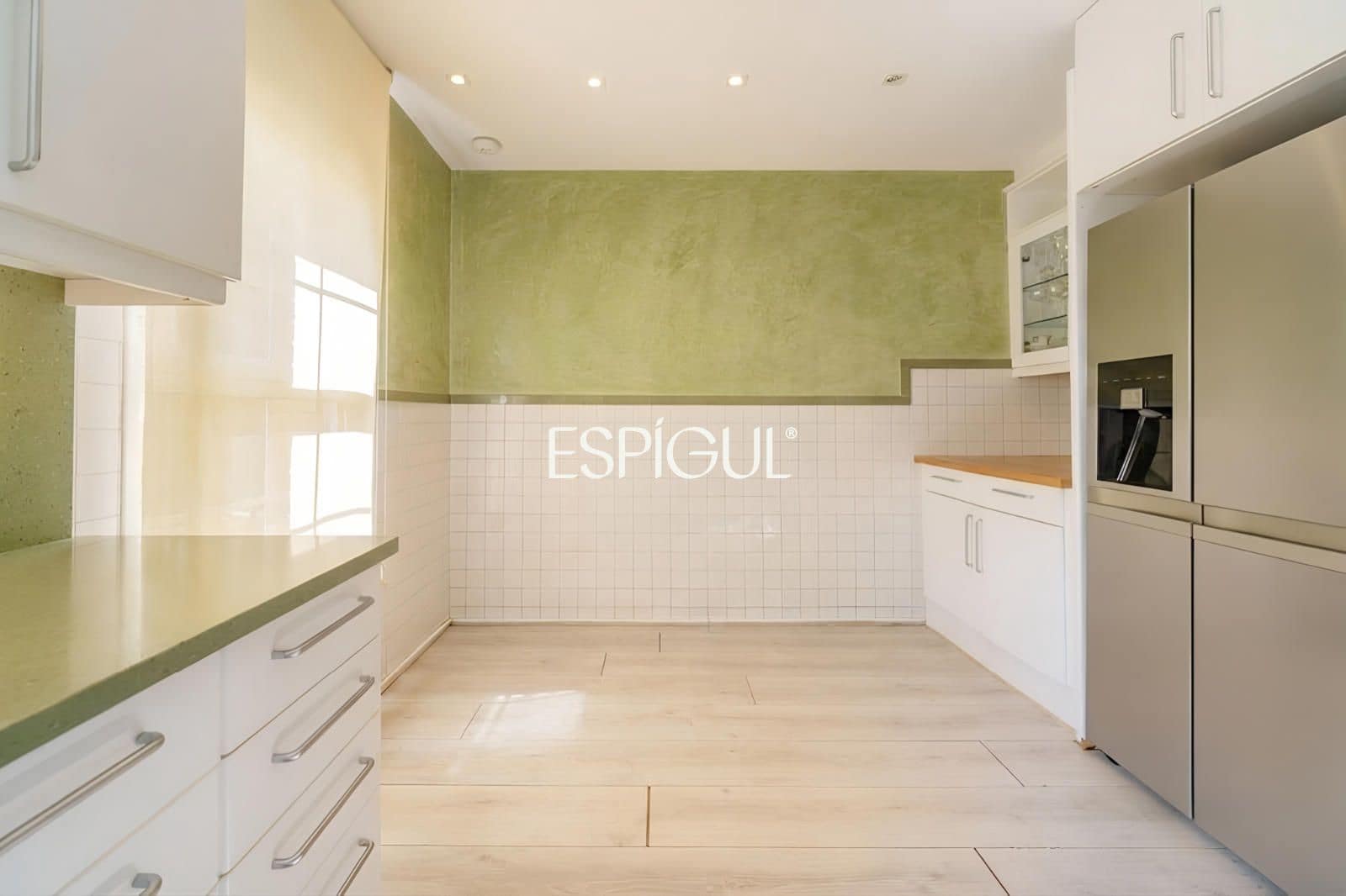 4 sypialnia Dom na sprzedaż w Sant Cugat del Valles z basenem garażem - 1 195 000 € (Ref: 10016124)