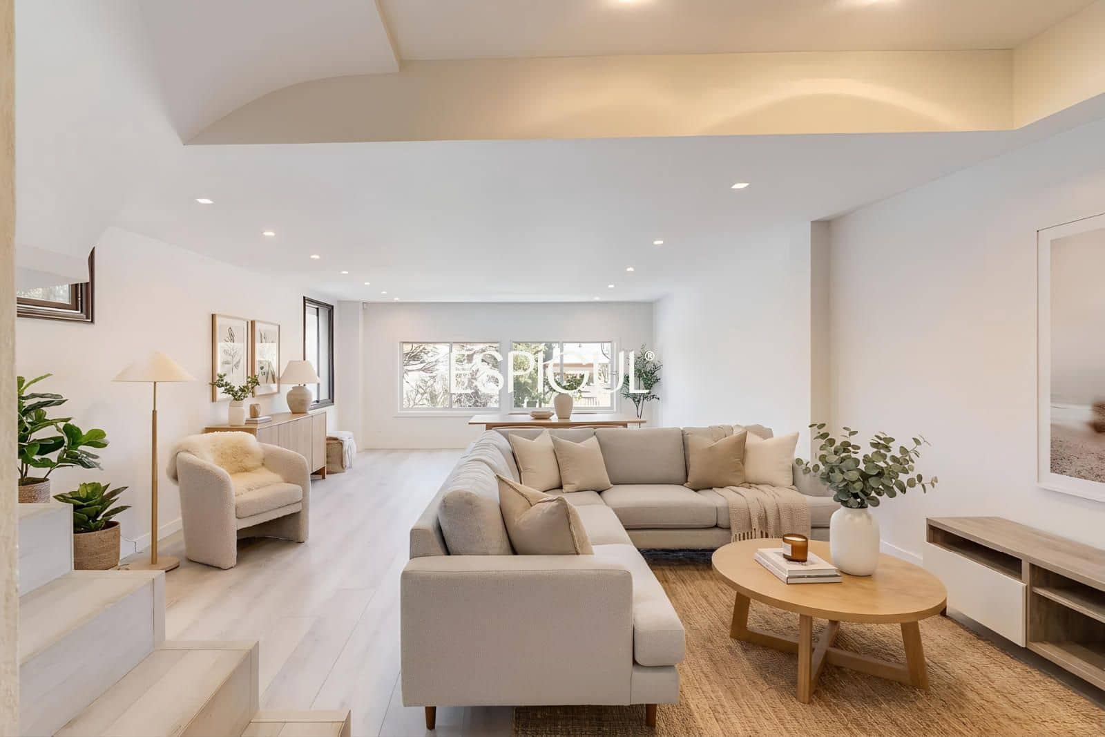4 sypialnia Dom na sprzedaż w Sant Cugat del Valles z basenem garażem - 1 195 000 € (Ref: 10016124)