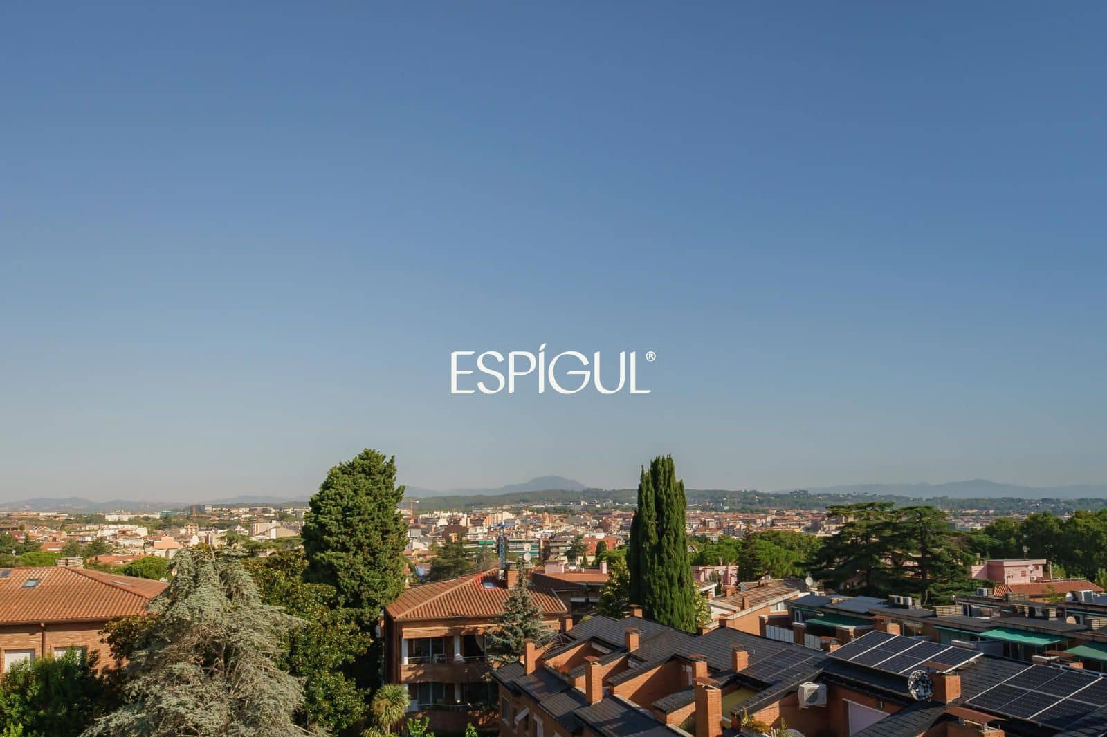 4 sypialnia Dom na sprzedaż w Sant Cugat del Valles z basenem garażem - 1 195 000 € (Ref: 10016124)