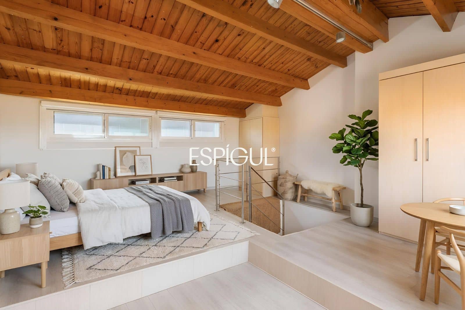 4 sypialnia Dom na sprzedaż w Sant Cugat del Valles z basenem garażem - 1 195 000 € (Ref: 10016124)