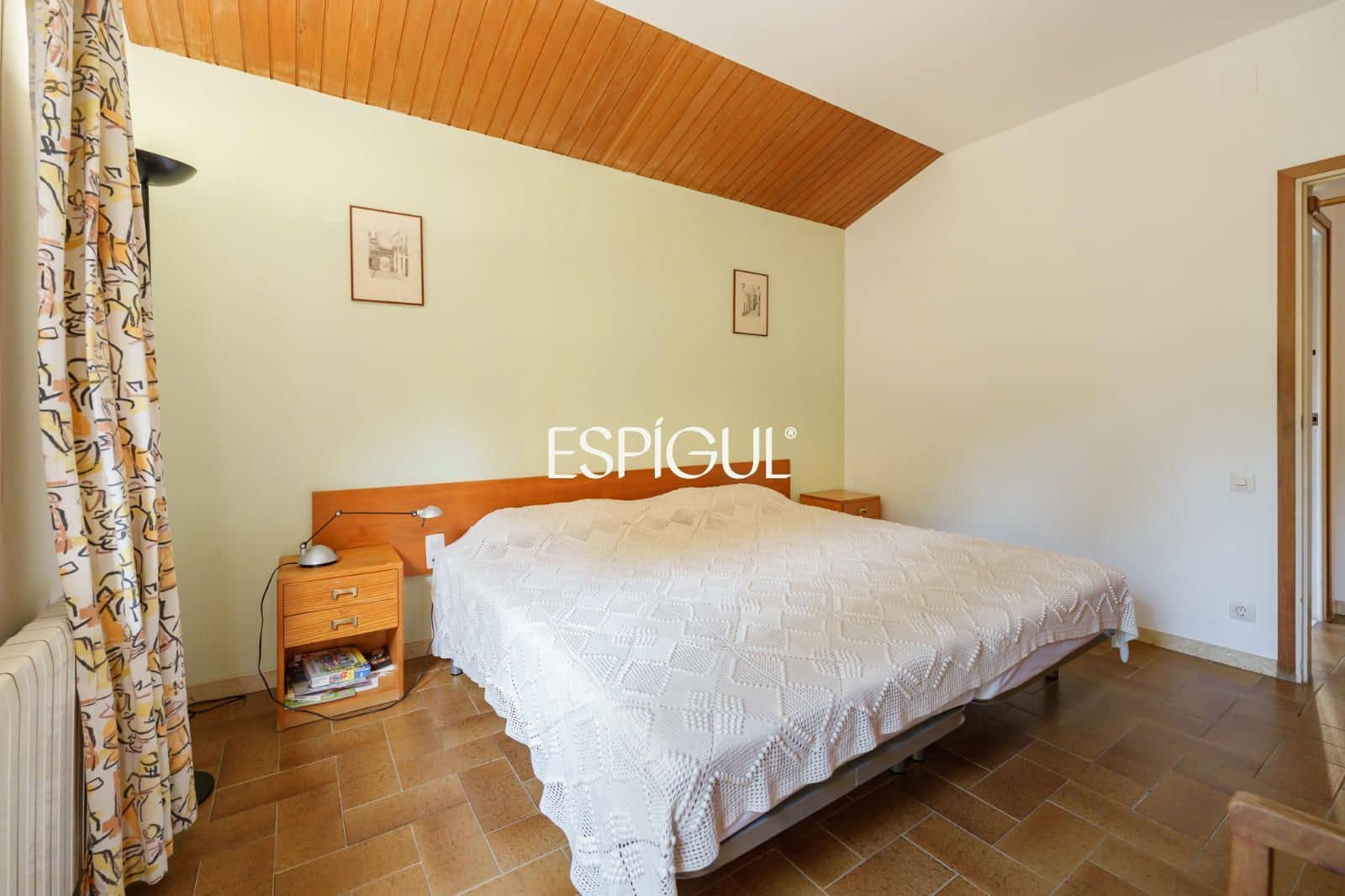 4 bedroom Villa for sale in Bellaterra with garage - € 1,050,000 (Ref: 10016125)
