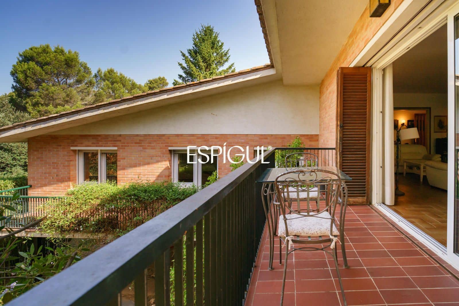 4 bedroom Villa for sale in Bellaterra with garage - € 1,050,000 (Ref: 10016125)