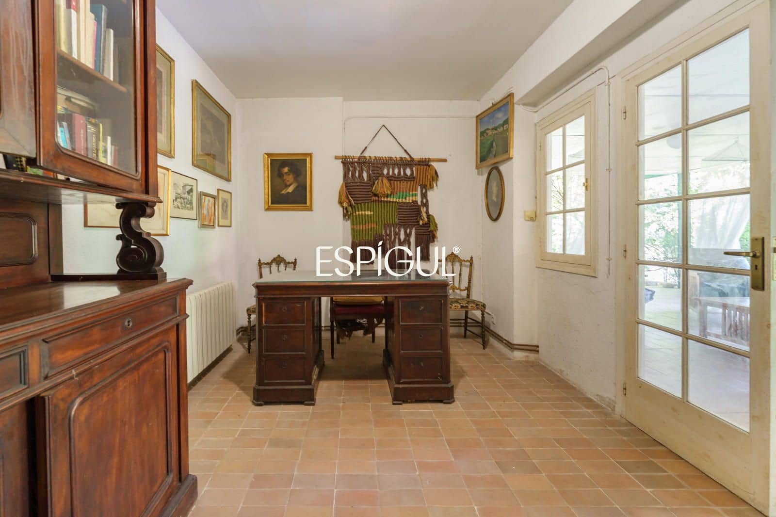 4 bedroom Villa for sale in Bellaterra with garage - € 1,050,000 (Ref: 10016125)